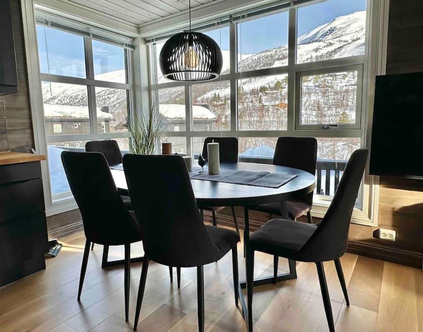 Lovise Mountain Apartment Stranda  Εξωτερικό φωτογραφία